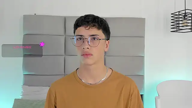 JoshClaarktt online show from March 25, 2026, 4:29 am