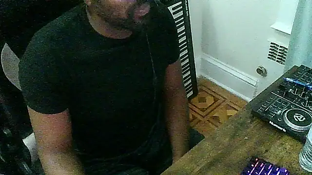 MrUnintentional online show from January 11, 2026, 4:06 am