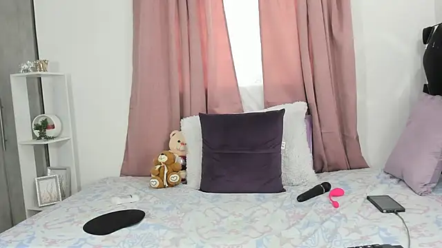 Snapshot of Annyeliz chatting on April 5, 2026, 6:38 pm Annyeliz online show from April 5, 2026, 6:38 pm