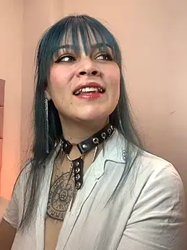 Snapshot of Adelaindiamond_ chatting on June 24, 2026, 12:37 pm Adelaindiamond online show from June 24, 2026, 12:37 pm