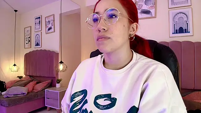 Celestee15  online show from February 10, 2026, 11:25 am