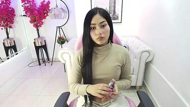 Carolina cherry online show from February 25, 2026, 12:15 pm