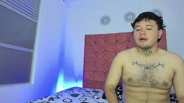 Beele and Evie online show from January 5, 2026, 7:28 pm