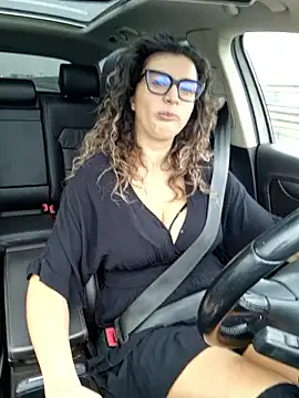 MiraBennet online show from February 16, 2026, 7:37 am