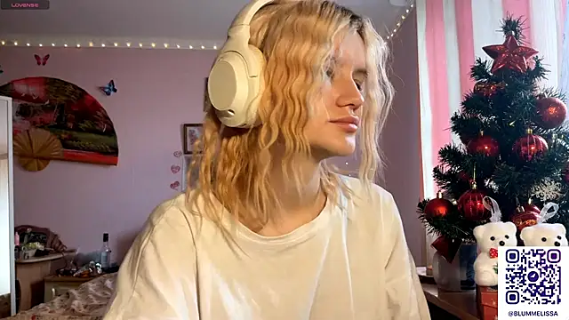 MelisaBloomy online show from December 20, 2025, 9:05 am