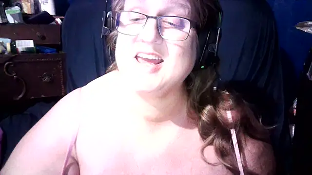 Snapshot of jade-belle chatting on July 21, 2026, 6:27 am jade-belle online show from July 21, 2026, 6:27 am