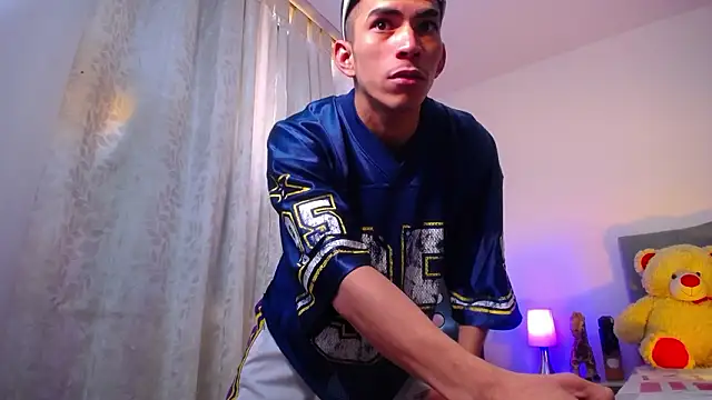 TOMBOYSEXX online show from March 6, 2026, 6:26 pm