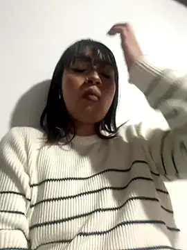 MissCutte  online show from January 5, 2026, 10:35 pm