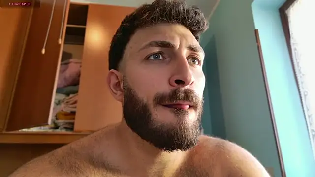 Snapshot of mark_ariete chatting on June 6, 2026, 4:33 pm mark ariete online show from June 6, 2026, 4:33 pm