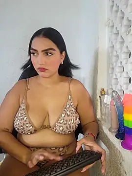 Mia em online show from March 20, 2026, 6:24 pm