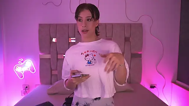 Snapshot of _SweetyAngel_ chatting on January 7, 2026, 12:07 pm SweetyAngel online show from January 7, 2026, 12:07 pm