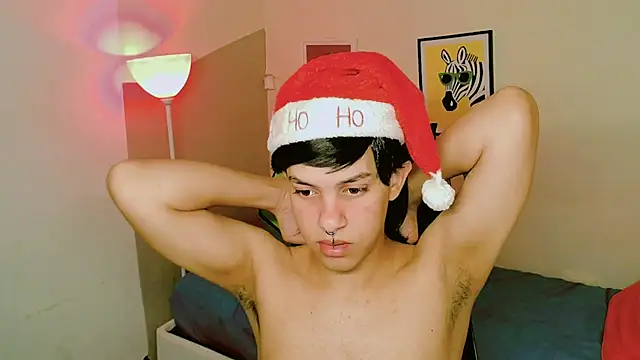 Snapshot of Luky_twink chatting on December 17, 2025, 8:15 pm Luky twink online show from December 17, 2025, 8:15 pm