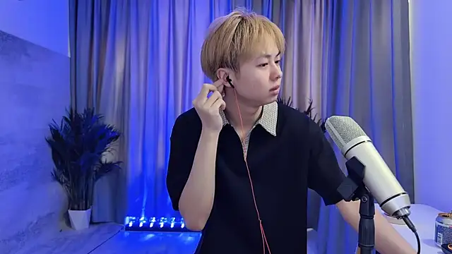 Snapshot of hafabva chatting on March 19, 2026, 1:42 am hafabva online show from March 19, 2026, 1:42 am