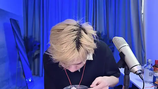 Snapshot of hafabva chatting on March 22, 2026, 1:42 am hafabva online show from March 22, 2026, 1:42 am