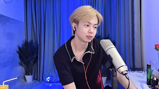 Snapshot of hafabva chatting on April 2, 2026, 2:04 pm hafabva online show from April 2, 2026, 2:04 pm