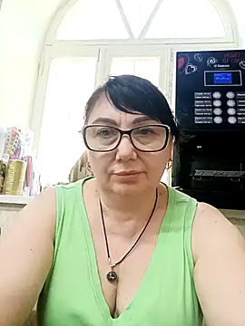 Snapshot of MariSwan222 chatting on July 18, 2026, 11:36 am MariSwan222 online show from July 18, 2026, 11:36 am