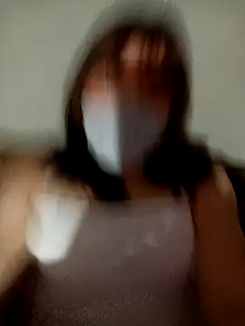 Snapshot of May-Ne chatting on February 7, 2026, 12:42 pm May-Ne online show from February 7, 2026, 12:42 pm