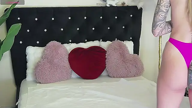 MistyAddams online show from January 13, 2026, 1:49 pm