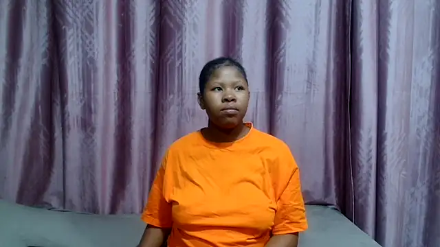 TemptingCloeXx online show from February 6, 2026, 1:21 am