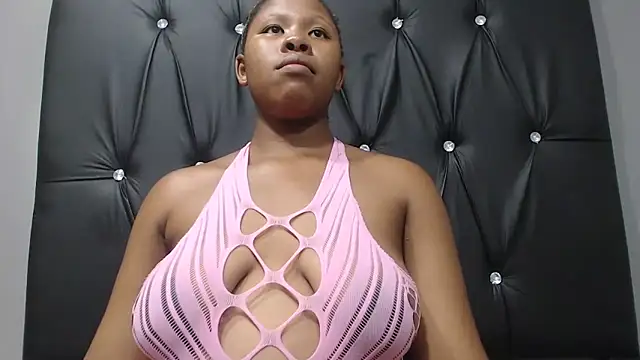 TemptingCloeXx online show from February 25, 2026, 7:34 pm