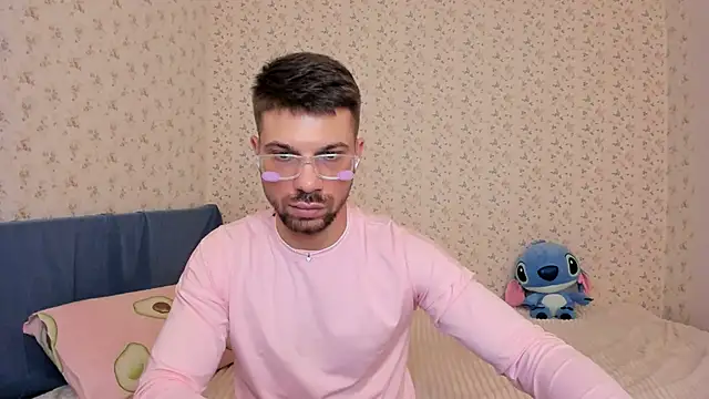 Tony Wolf online show from December 20, 2025, 7:32 pm