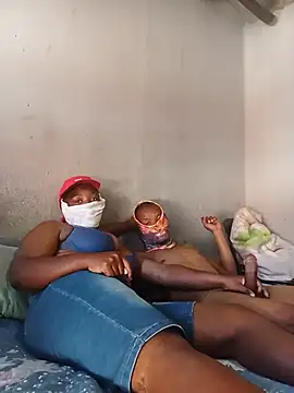 Snapshot of thabisozxz chatting on July 12, 2026, 10:06 am thabisozxz online show from July 12, 2026, 10:06 am