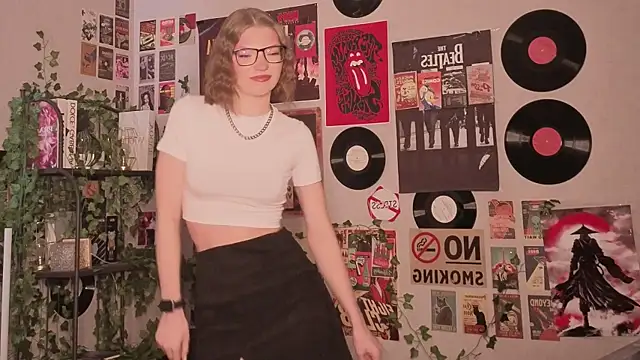 Snapshot of JeaneneWoltz chatting on January 11, 2026, 9:03 am JeaneneWoltz online show from January 11, 2026, 9:03 am