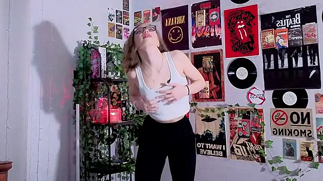 Snapshot of JeaneneWoltz chatting on January 15, 2026, 10:09 am JeaneneWoltz online show from January 15, 2026, 10:09 am