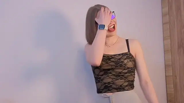 JeaneneWoltz online show from March 2, 2026, 6:04 pm