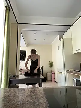 Sensual Flower online show from April 2, 2026, 7:50 am