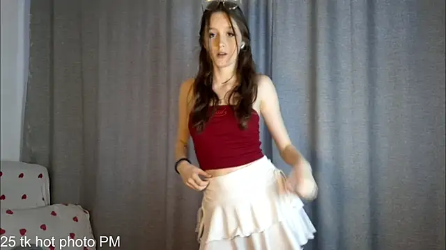 LisaBoddy online show from May 27, 2026, 2:03 pm