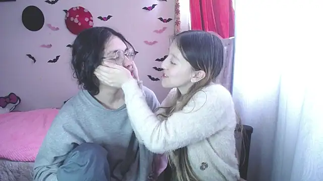 Briar y Blair online show from March 27, 2026, 4:18 pm