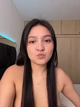Camila sanchez25 online show from July 15, 2026, 7:19 pm