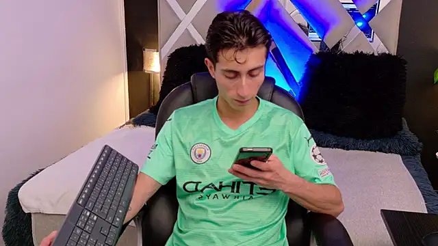 Ithan Skin online show from January 9, 2026, 12:30 pm