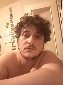 Snapshot of damslebambou1 chatting on March 3, 2026, 11:10 pm damslebambou1 online show from March 3, 2026, 11:10 pm