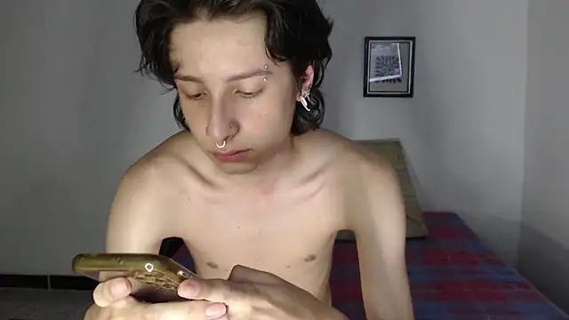 cirosky elchicopolla online show from March 4, 2026, 3:23 am