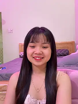    KARA    online show from April 7, 2026, 12:44 am