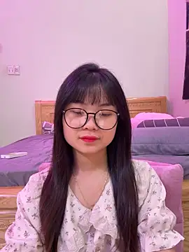    KARA    online show from April 8, 2026, 3:06 am