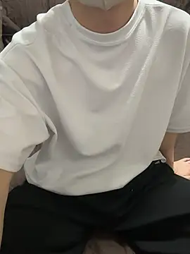 Snapshot of tubasa1216 chatting on February 7, 2026, 11:47 am tubasa1216 online show from February 7, 2026, 11:47 am