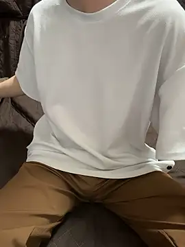 Snapshot of tubasa1216 chatting on February 9, 2026, 11:47 am tubasa1216 online show from February 9, 2026, 11:47 am