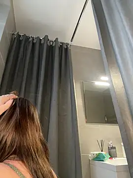 Snapshot of AnitaVensley- chatting on February 9, 2026, 5:44 am AnitaVensley- online show from February 9, 2026, 5:44 am