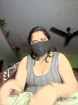 DIRTY-MOMS online show from February 1, 2026, 4:16 pm