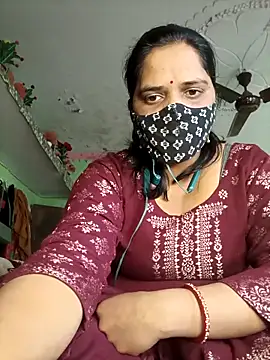 DIRTY-MOMS online show from February 5, 2026, 5:23 am