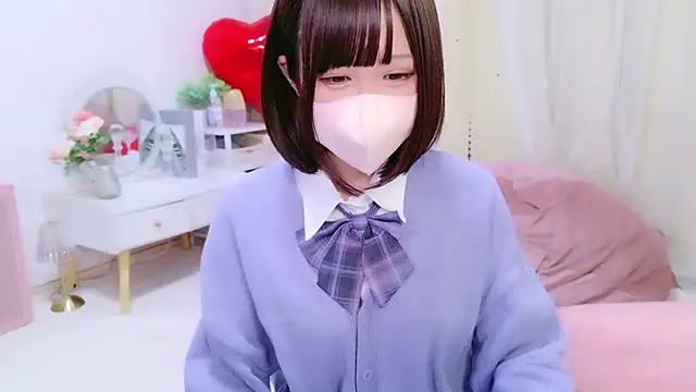 Snapshot of Nazuna_727 chatting on February 11, 2026, 4:28 am Nazuna 727 online show from February 11, 2026, 4:28 am