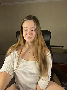 CaramelleSugarr online show from February 18, 2026, 5:42 pm