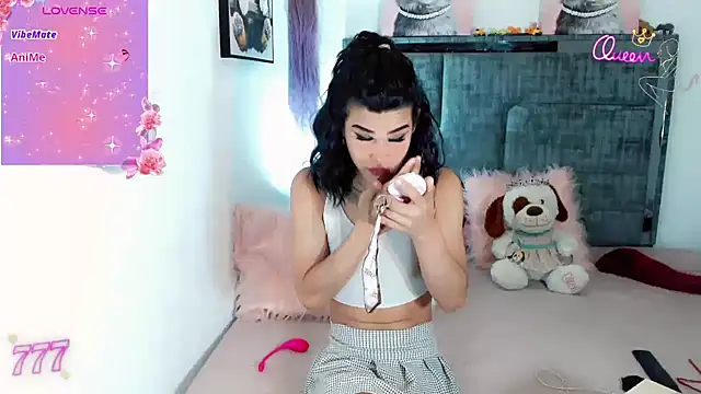 Snapshot of titania1502 chatting on February 28, 2026, 8:54 pm titania1502 online show from February 28, 2026, 8:54 pm