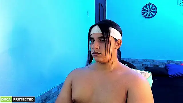 latinboyfit online show from June 13, 2026, 7:06 am