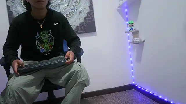 AndyKings 1 online show from April 13, 2026, 3:45 am