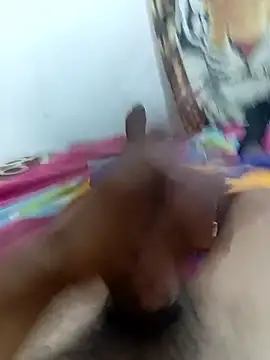 Leonidasz13auh online show from February 25, 2026, 10:03 am