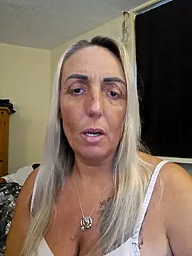 theblondecocklover online show from May 16, 2026, 7:23 pm